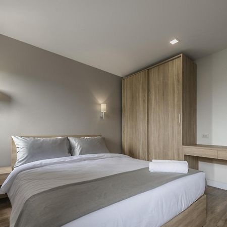 Carnation Residence Самут Пракан Екстериор снимка