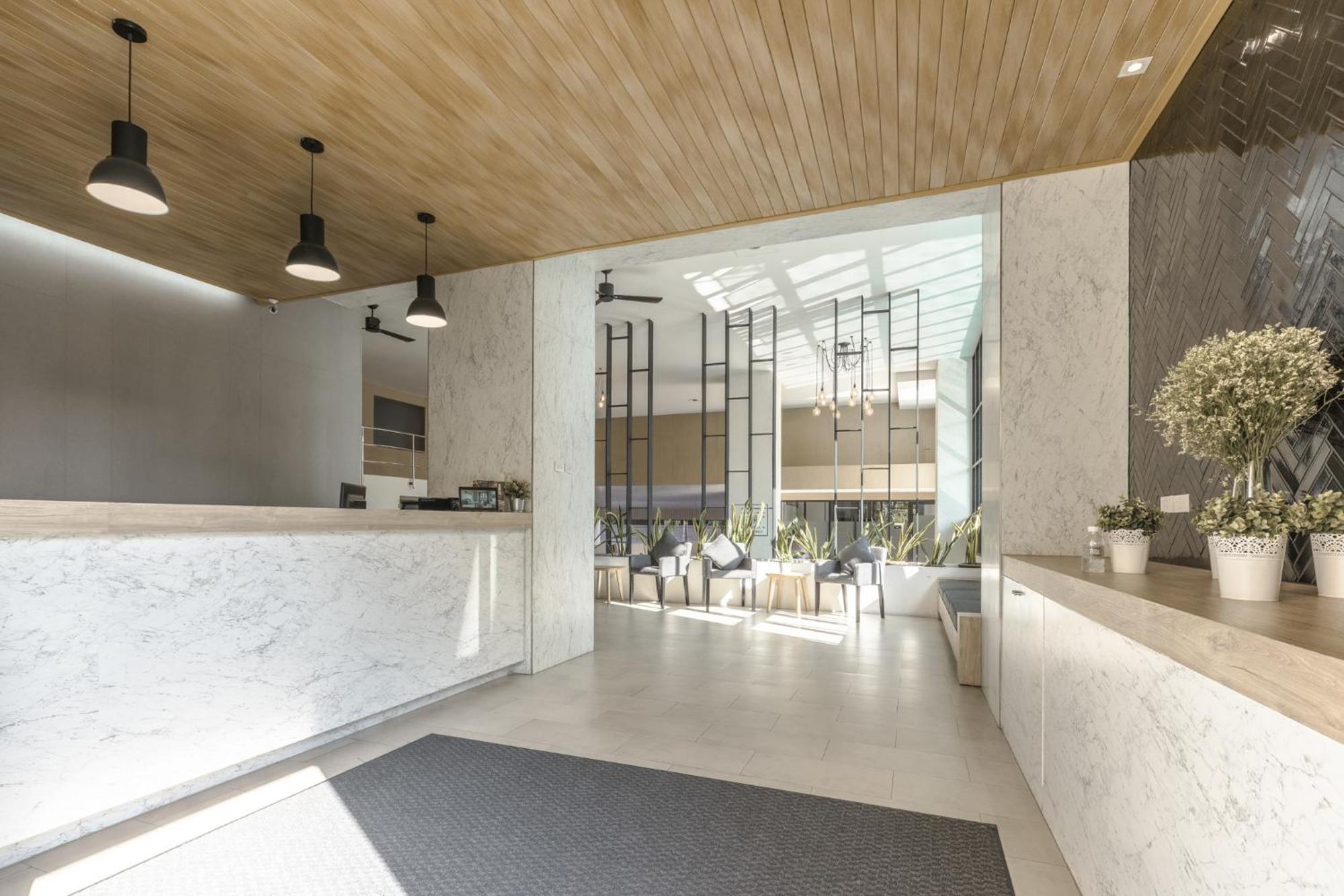 Carnation Residence Самут Пракан Екстериор снимка